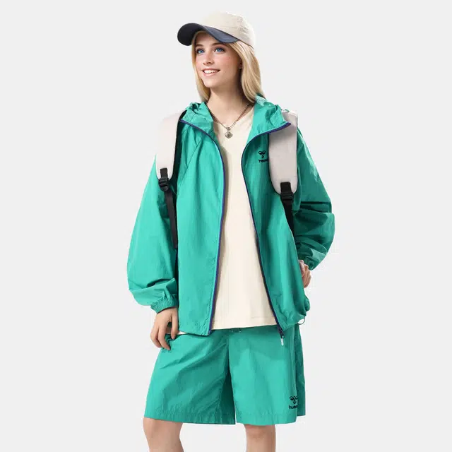 hummel LOGO 2