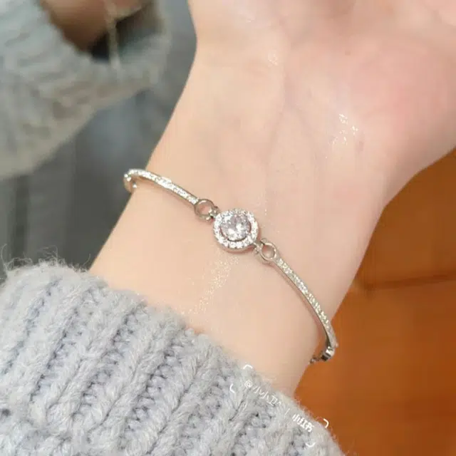yuijeny 999
