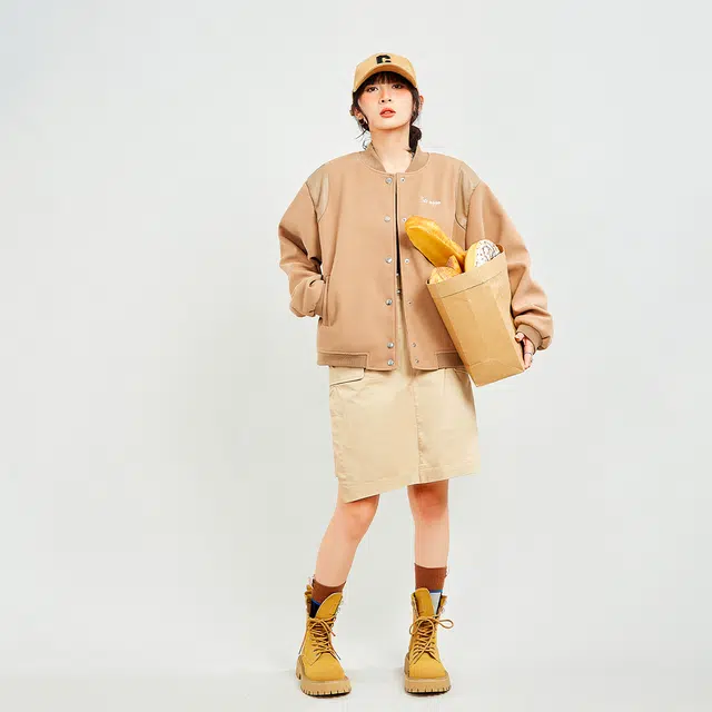 木果果木 复古美式舒适棒球服 女款 咖色