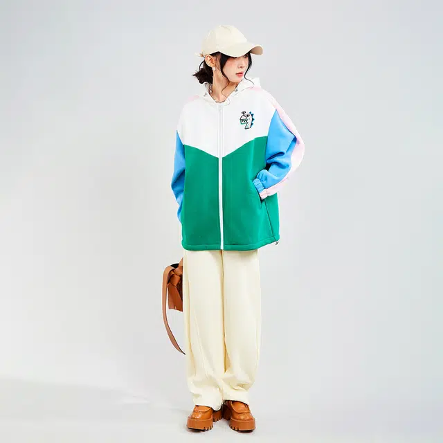 木果果木 撞色设计感舒适休闲卫衣 女款 白绿