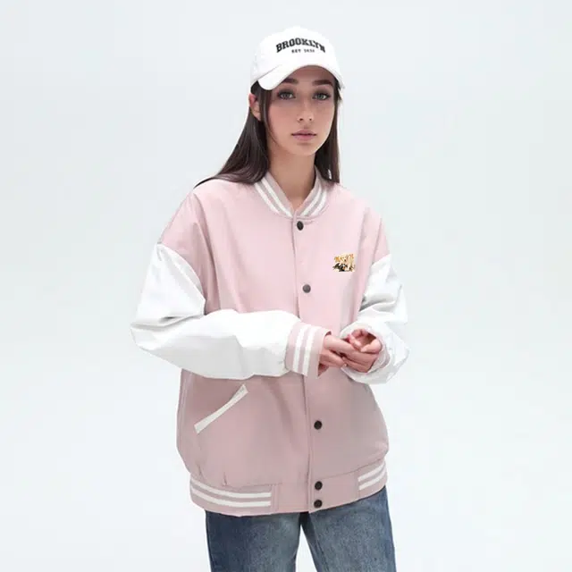棉基因  日系复古撞色拼接贴布美式背面品牌字母可爱小狗印花工艺飞行员棒球服 男女同款
