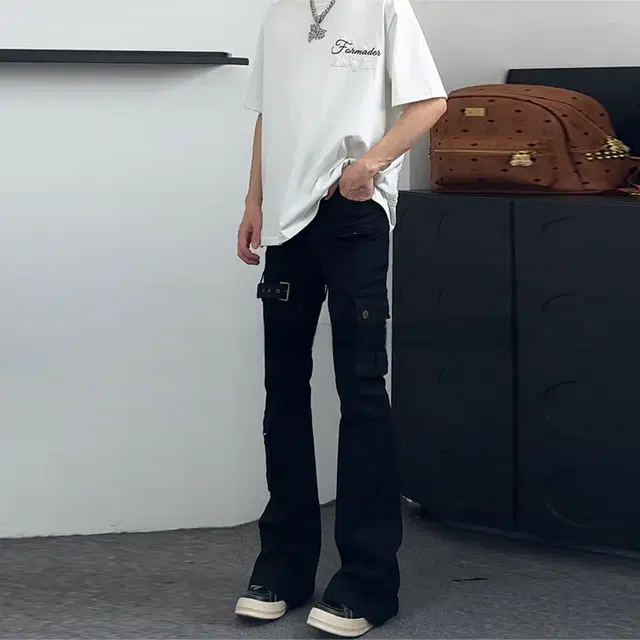捷帕 美式高街复古多口袋绷带设计工装微喇长裤水洗做旧弯刀潮牌痞帅街头纯色简约百搭宽松中腰休闲通勤牛仔裤 男女同款
