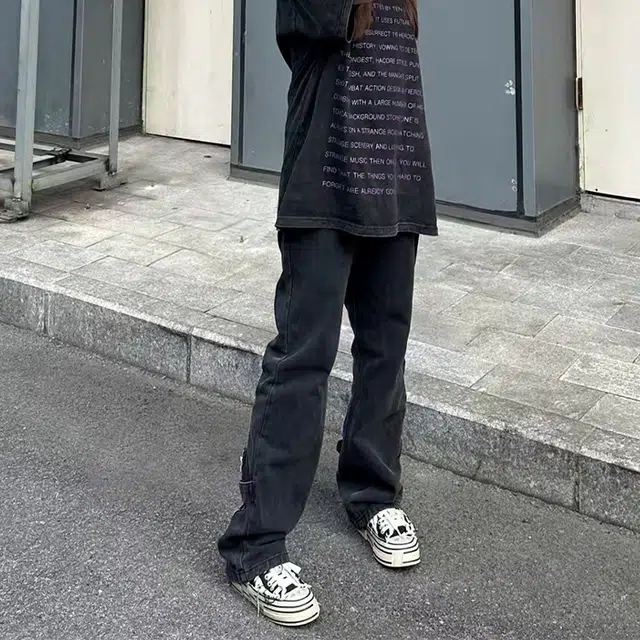 捷帕 美式高街潮牌复古做旧裤脚拉链装饰设计纯色简约基础款休闲通勤日常百搭中腰直筒牛仔裤 男女同款