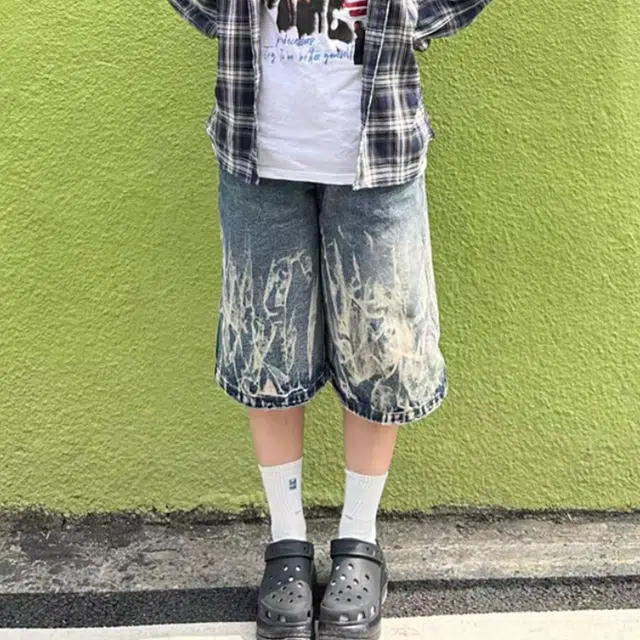 捷帕 美式潮牌火焰闪电纹七分过膝裤时尚高街潮流痞帅复古做旧宽松中腰休闲通勤百搭牛仔短裤 男女同款
