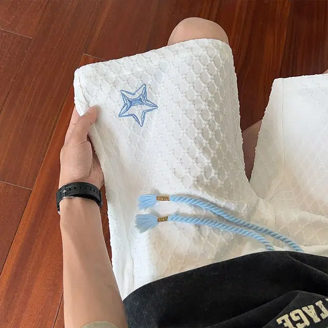 捷帕 时尚港风轻薄松紧腰五分裤潮流格子趣味刺绣图案户外运动宽松休闲短裤 男女同款