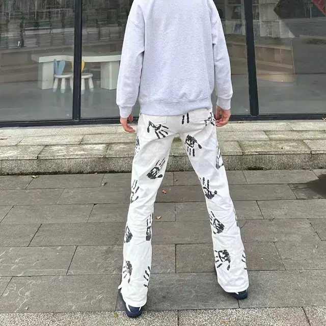 PAINT STAIN