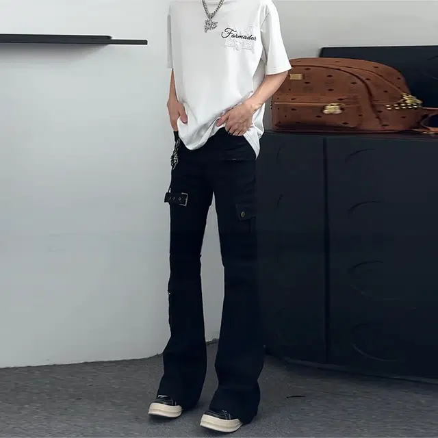 捷帕 美式高街复古多口袋绷带设计工装微喇长裤水洗做旧弯刀潮牌痞帅街头纯色简约百搭宽松中腰休闲通勤牛仔裤 男女同款