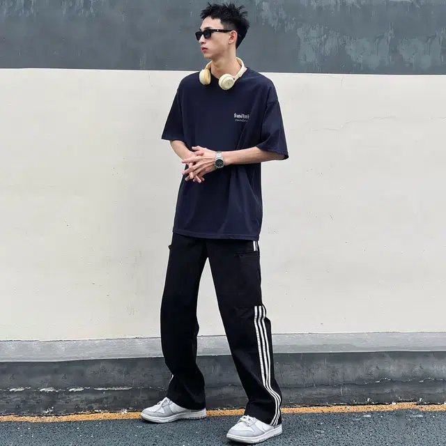 SandKnit Logo T