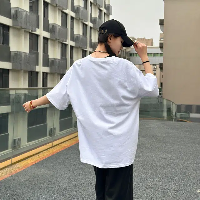 SandKnit Blackpig cleanfit T