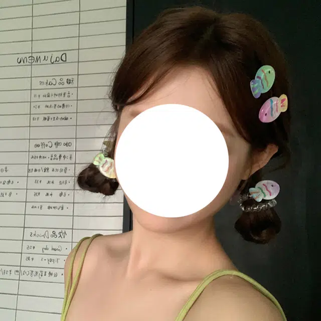 简应舒 彩色发烧鱼侧边夹刘海夹碎发小夹子日常小 亚克力 发夹 女款