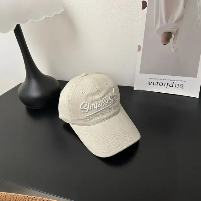 艾佳微 磨毛复古字母刺绣显脸小软顶百搭帽子美式 棉 鸭舌帽 男女同款情侣款