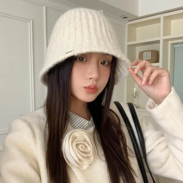 艾佳微 气质百搭显脸名媛赫本氛围遮脸时尚针织显脸小 毛线 绒线帽 男女同款情侣款