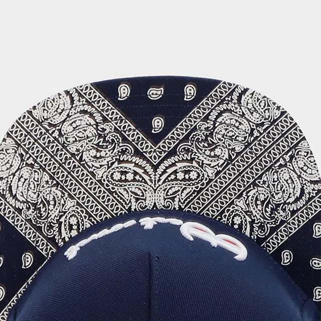 艾佳微 嘻哈街舞平沿刺绣骑行钓鱼遮阳防晒 棉 棒球帽 男女同款情侣款