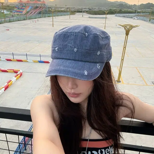 艾佳微 休闲磨破短遮 棉 帽子 男女同款情侣款