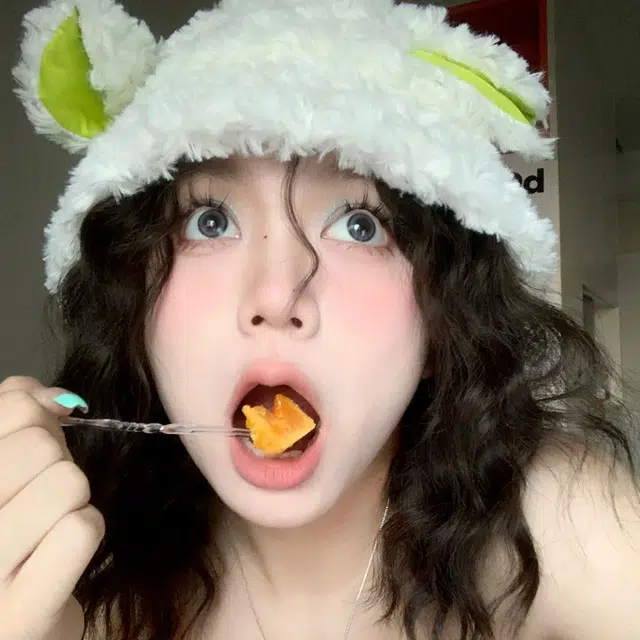 艾佳微 咩咩羊耳朵帽韩版可爱毛绒百搭保暖小羊 涤纶 绒线帽 男女同款情侣款