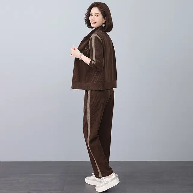 红蜻蜓 立领撞色刺绣拉链长袖上衣直筒裤舒适运动两件套休闲套装 女款