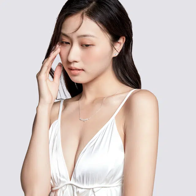 S925