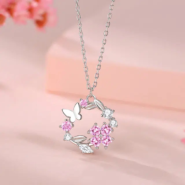 925