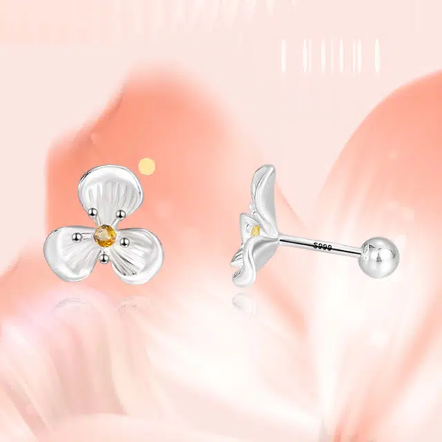 S999