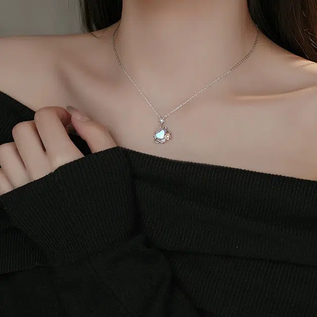 S925