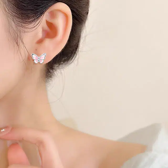 990