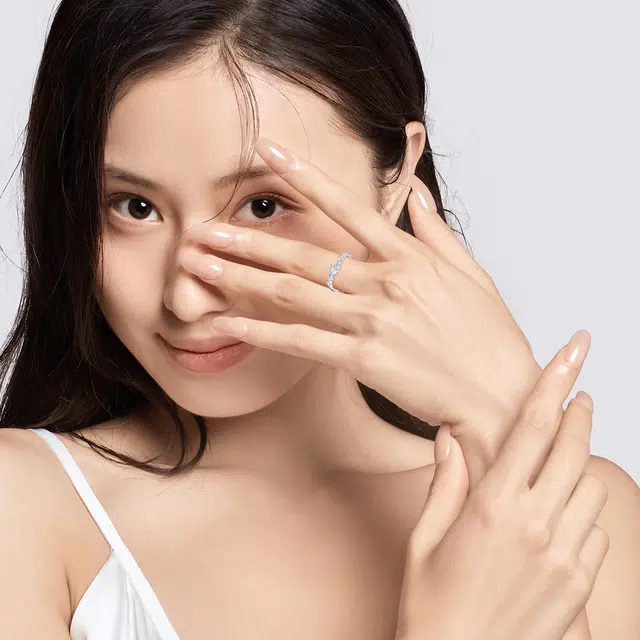 S925