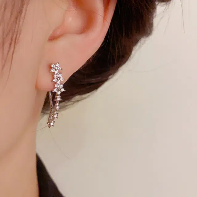 老银坊 排钻星光花朵满钻爆闪耳钉 韩系轻奢温柔甜美风耳饰 星星小花小众设计感 闪钻 耳环 女款