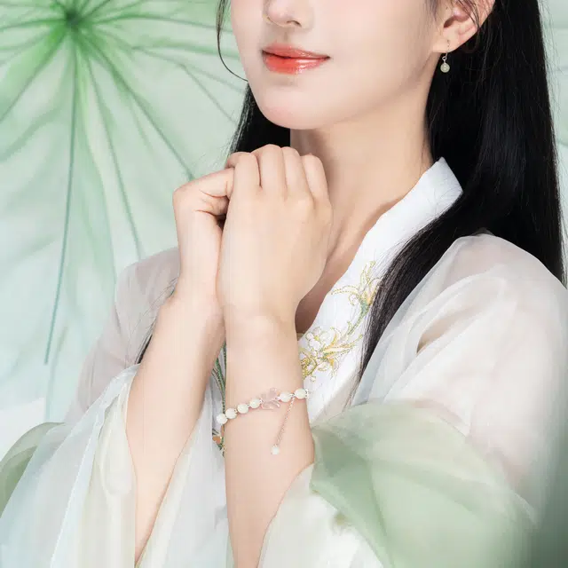 老银坊 玉蝶翩翩 转运珠新中式平安如意祥云锁 国风小众设计感首饰 合金 手链 女款