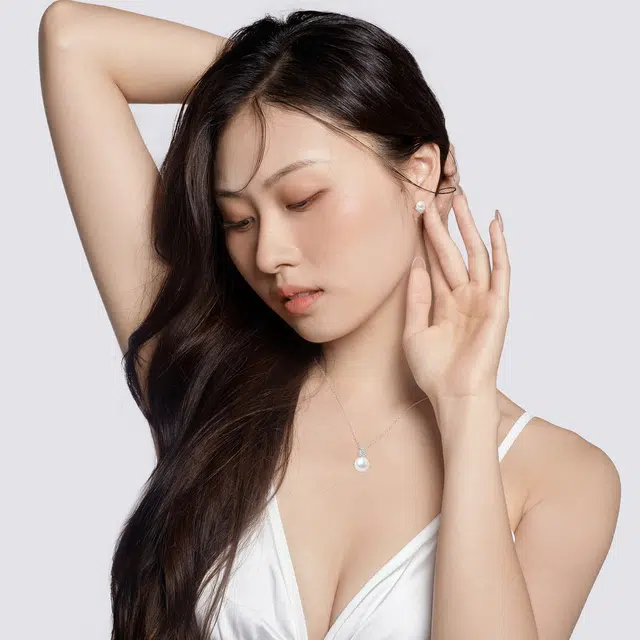 S925