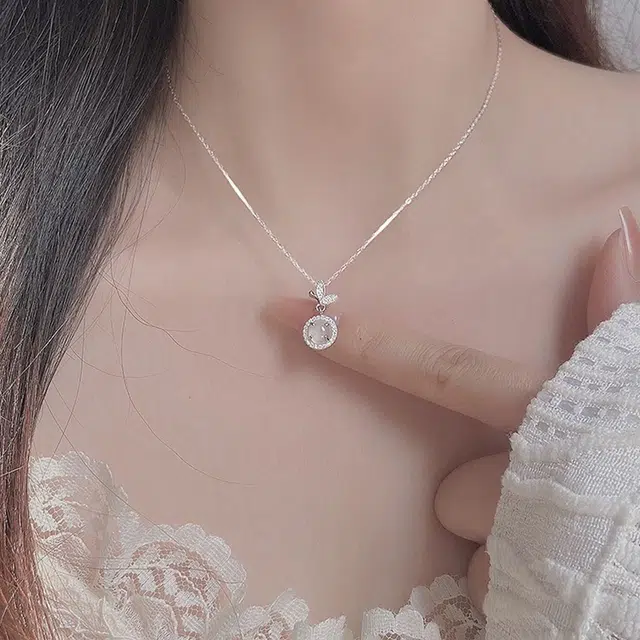 老银坊 琼枝绕月白月光 浪漫小众温柔感锁骨链 韩式轻奢百搭精致颈链 玉髓 项链 女款