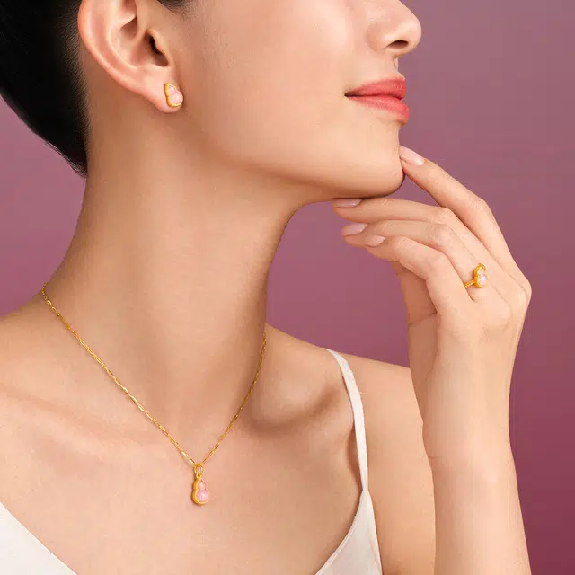 周大福 十里红妆 福禄葫芦 足金 一口价 黄金吊坠 女款