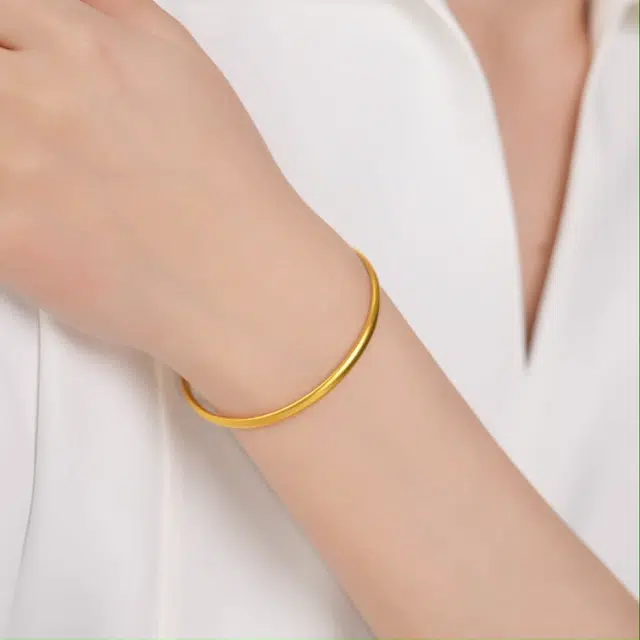 周大福 经典传承系列素圈婚嫁福镯 足金 按克计价 黄金手镯 女款 赠专属首饰盒