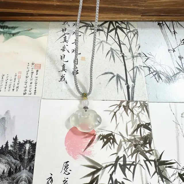 唐之饰 白月光祥云如意平安锁吊坠 平安喜乐 转运珠编织绳 国潮新中式简约百搭在逃公主#好运 岫玉（蛇纹石玉） 项链 男女同款情侣款