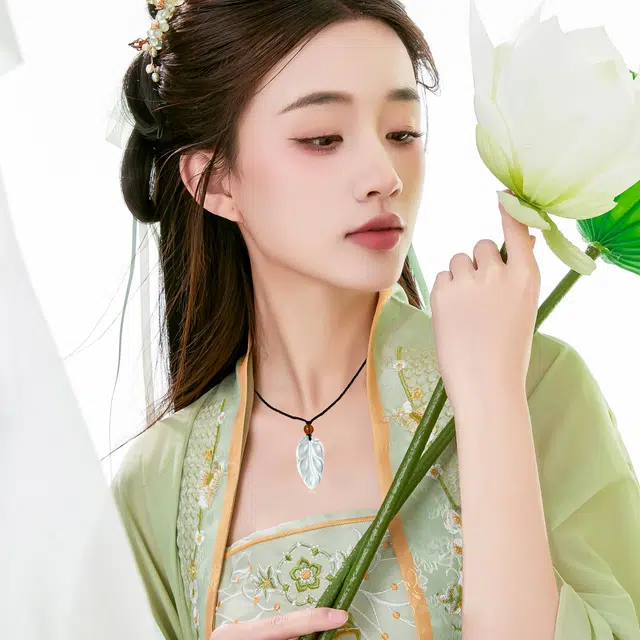唐之饰 （新年圣诞礼）金枝玉叶玉新中式森系百搭高级感小众精致优雅配饰#好运 岫玉（蛇纹石玉） 项链 男女同款情侣款