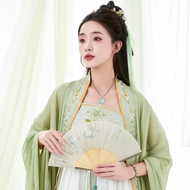 唐之饰 黑神话悟空神龙 招财纳福祥瑞盘龙吊坠 新中式国风吉祥转运复古国潮 高品质 岫玉（蛇纹石玉） 玉石项链 男女同款情侣款