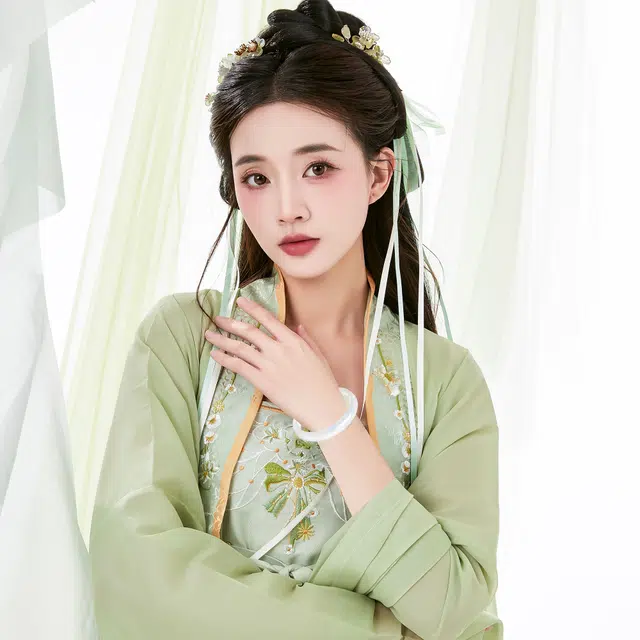 【精品附证书】 唐之饰 白月光荔枝冻美人镯 新中式国风旗袍汉服小众百搭显白 古香古色 高质量保证 假一赔三 玉髓 玉石手镯 女款