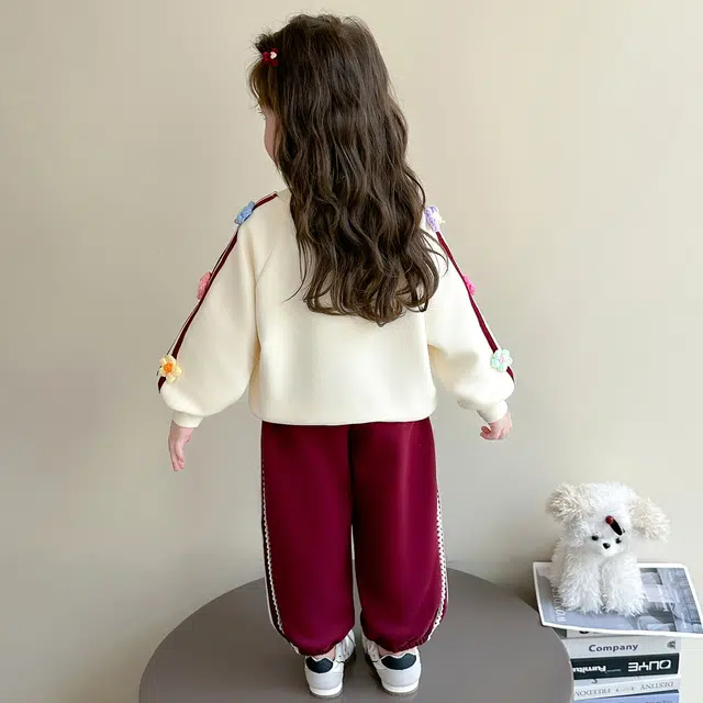 浪莎休闲运动套装 春秋 时尚彩色花朵两件套 杏色 中小童