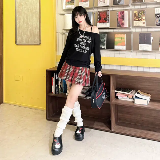 Hello Kitty x Sanrio eva