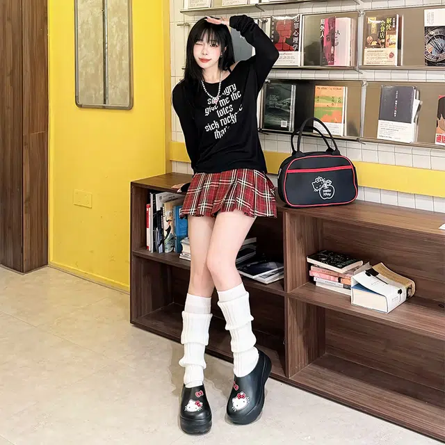 Hello Kitty x Sanrio eva