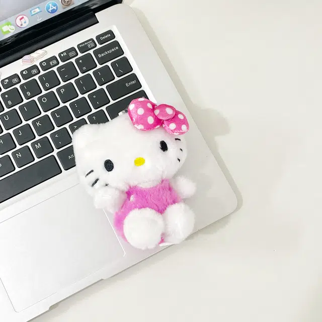 E-STRONG x Sanrio Hello Kitty