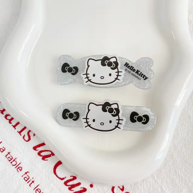 Sanrio Hello Kitty ins