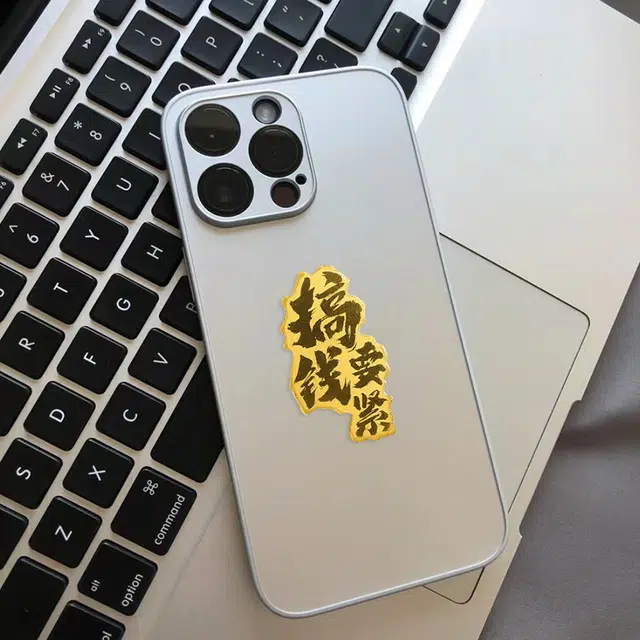 999