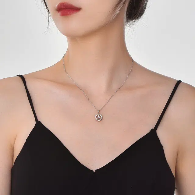 S925