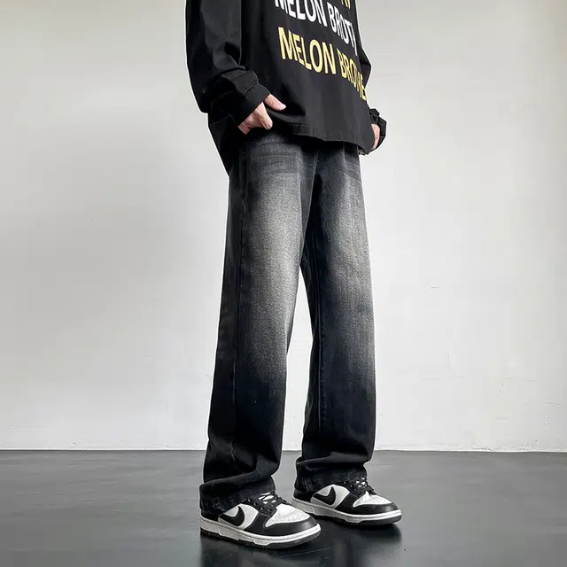 【渐变宽松显瘦】布客行 复古做旧水洗基础款美式高街舒适亲肤透气通勤百搭微喇直筒猫须纹设计感港风牛仔裤 男女同款