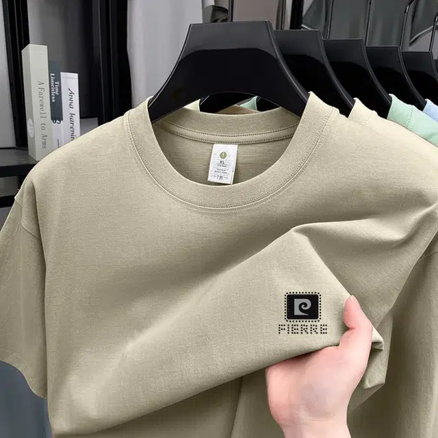 PIERRE CARDIN T