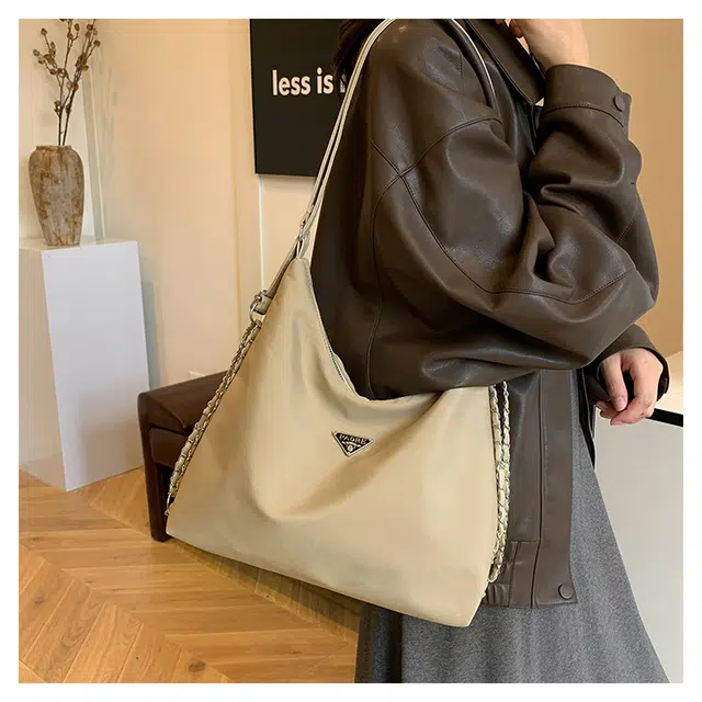 NX DOUGHNUT PU Tote