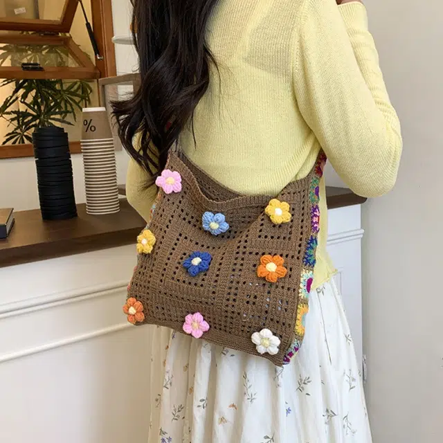 NX DOUGHNUT Tote