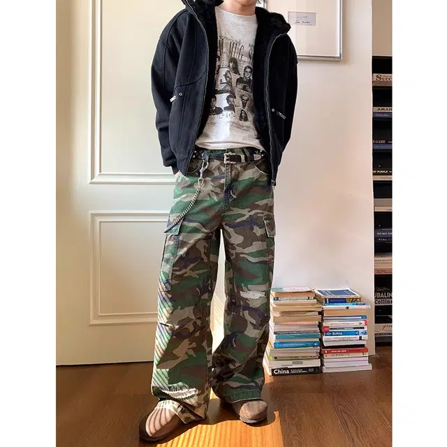 大白鲨 美式街头破洞迷彩裤直筒休闲裤 男女同款