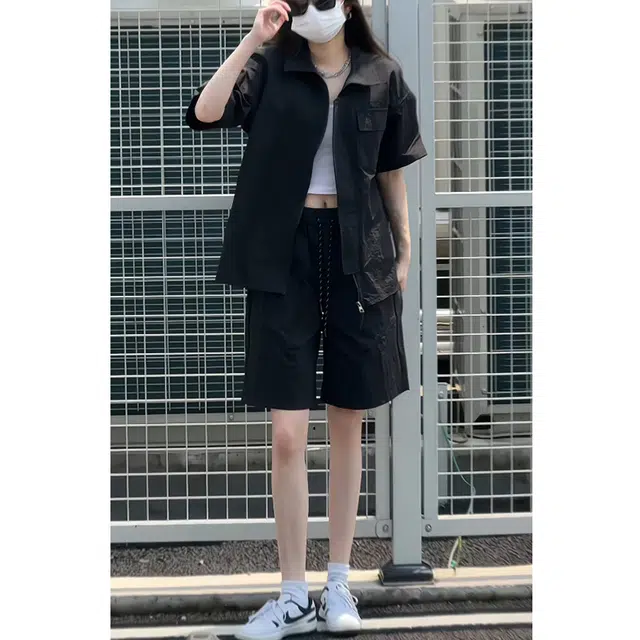 大白鲨 美式复古时尚潮流设计高级感青春流行休闲舒适百搭短袖衬衫 男女同款