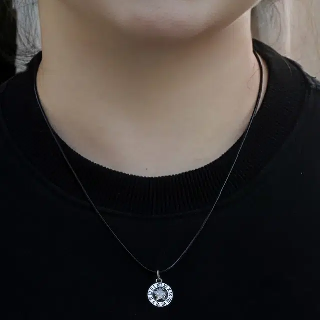 S925